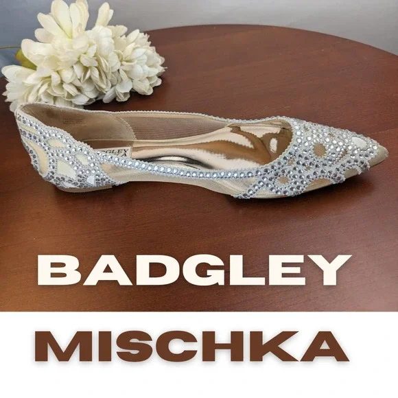 Badgley Mischka GORGEOUS Gigi Crystal Pointed Toe Ivory Flats-10 - Picture 2 of 10